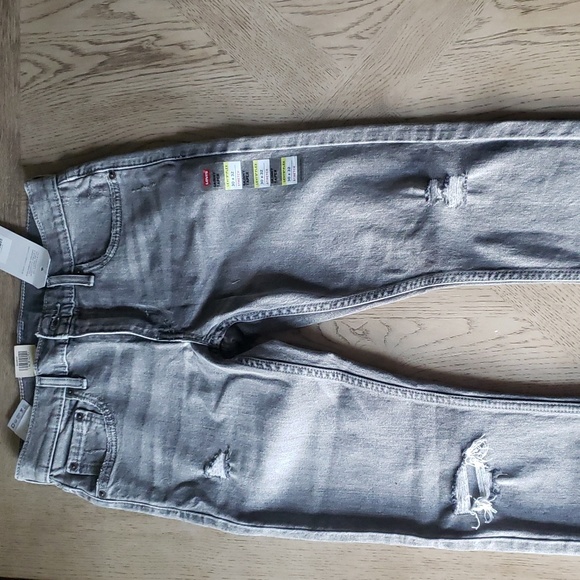 Mens Levi's 30 x 32 - Picture 6 of 9